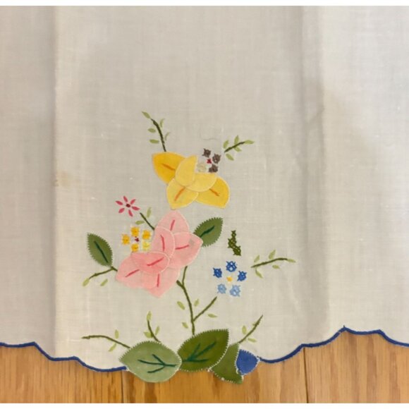 Appliqué Embroidered Floral Cotton Placemats Liners Doilies Set Of 2 Cottagecor - Picture 5 of 12